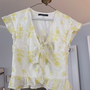 Abercrombie white top with yellow floral lace.
